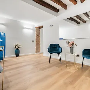 Piazza Indipendenza Loft & Palermo